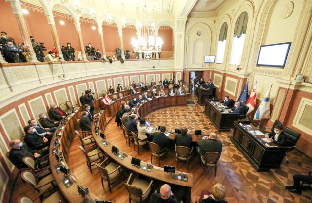 Бюджет мэрии Тбилиси на 2021 год утвержден