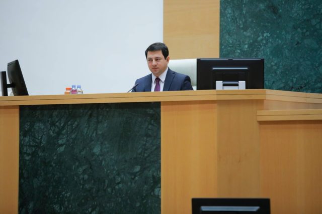 Cпикер парламента Грузии запросил у Венецианской комиссии оценить законопроекты финансирования и регистрации партий