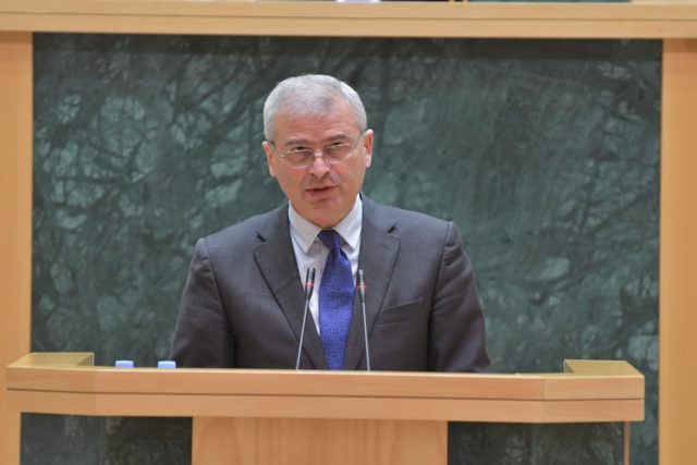 В парламенте Грузии меняется регламент из-за оппозиции