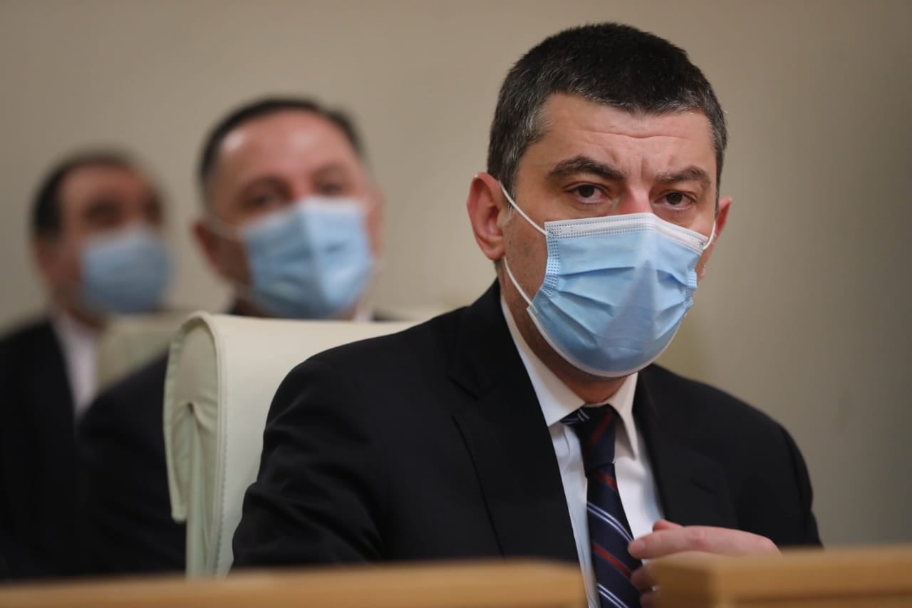 В Грузии ужесточен штраф за повторное нарушение правил ношения медицинской маски