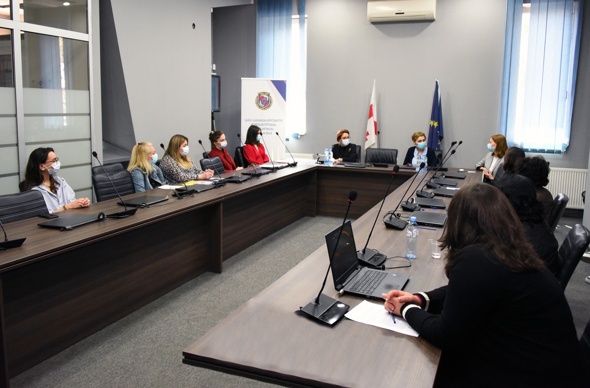 В системе образования Грузии появятся соцработники, которые будут работать со школьниками