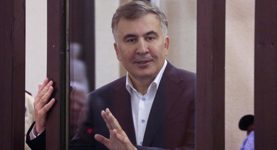 Саакашвили обратился за помощью к Макрону