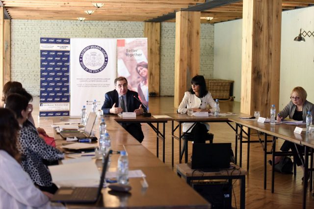 В систему образования Грузии внедряется билингвальное обучение