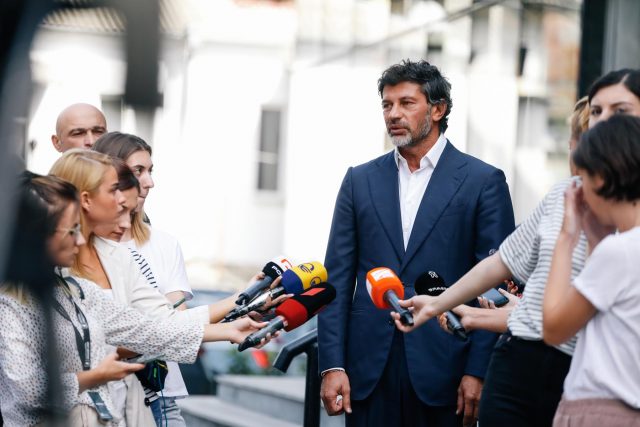 Мэр Тбилиси обещает дополнительный вход станции метро «Театр Ахметели»