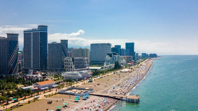 22 719 тысячи граждан России владеют недвижимостью в Грузии