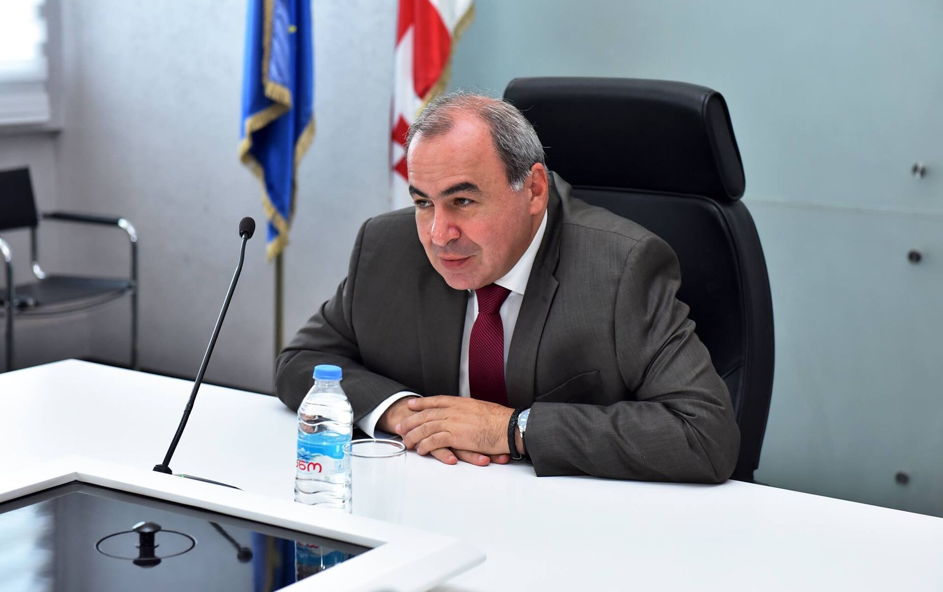 Ректор Тбилисского государственного университета им. Иване Джавахишвили ушел в отставку