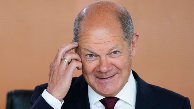 Канцлер Германии призвал расширить Евросоюз и отменить принцип единогласия