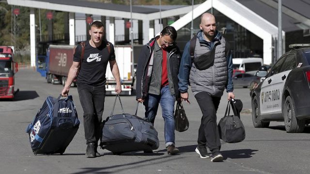 Сколько граждан России находятся в Грузии