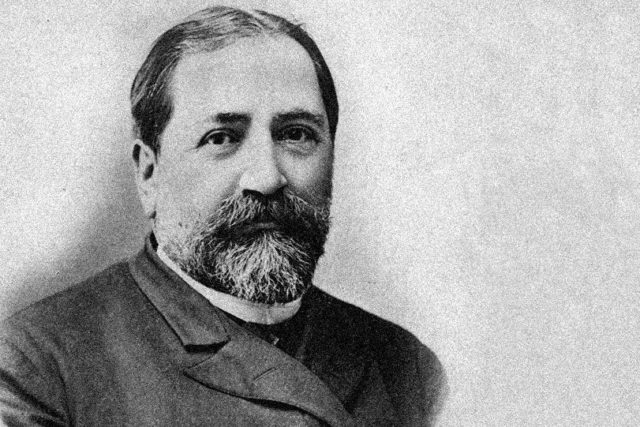 8 ноября 1837 родился Илья Чавчавадзе