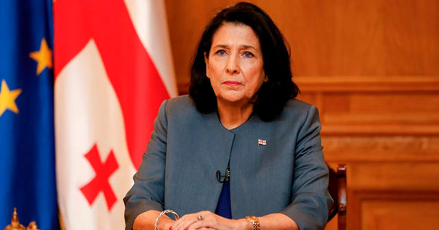 Кобахидзе: импичмент президента Грузии Зурабишвили исключен из-за нехватки голосов