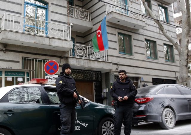 После нападения Азербайджан эвакуирует свое посольство в Тегеране