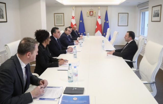 МИД Грузии продолжит работу над "Инициативой мирного соседства" Ираклия Гарибашвили