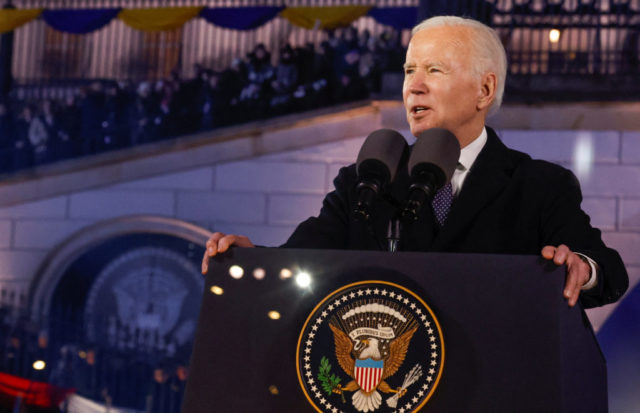 Президент США Джо Байден завершил визит в Украину и Польшу