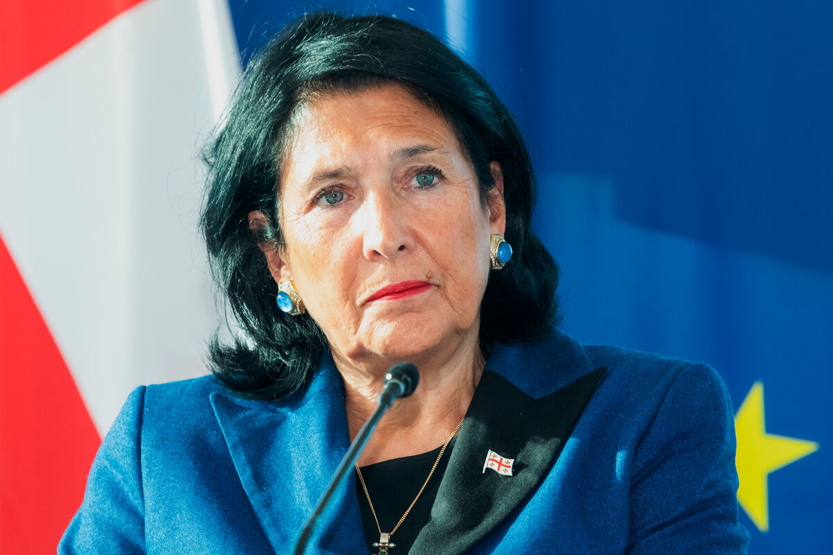 Президент Грузии: я в ужасе от видео на котором запечатлено обезглавливание украинского военнопленного