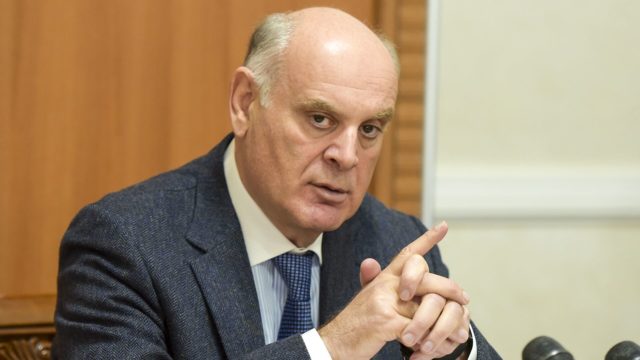 Бжания: оппозиция в Грузии хочет свергнуть власть и открыть «второй фронт»