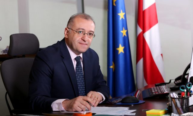 Коба Гвенетадзе сложил полномочия президента Нацбанка Грузии