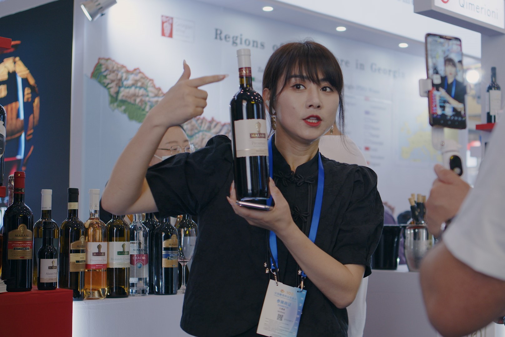 Презентация грузинского вина прошла на международной выставке в Китае