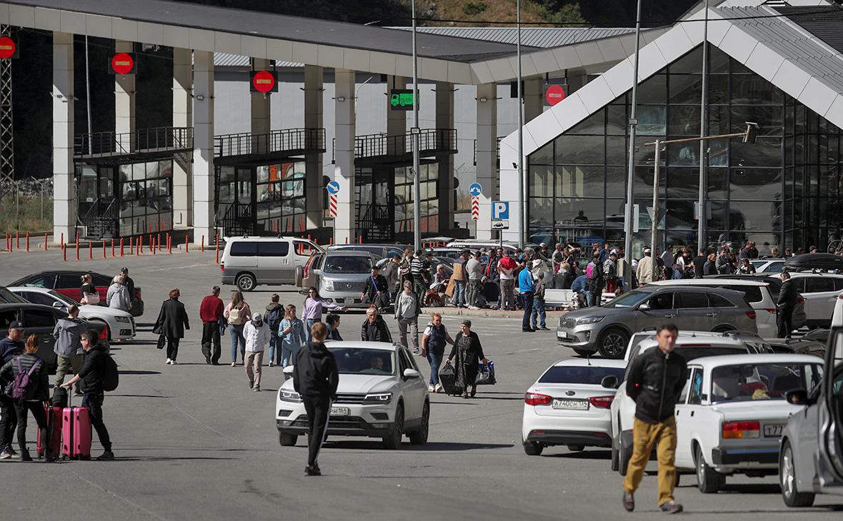 Власти Грузии предоставили гуманитарный статус 49 иностранцам