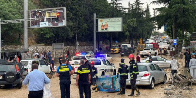 Стихия бушует в Грузии