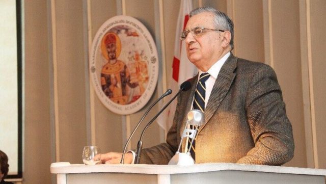 Роин Метревели избран президентом Национальной академии наук Грузии