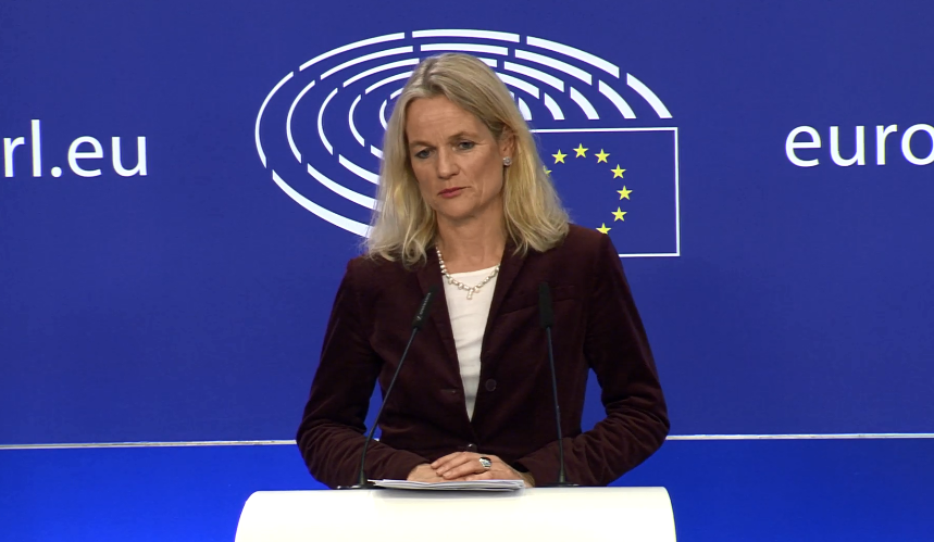 Виола фон Крамон призывает ЕС ввести санкции против стран, помогающих РФ
