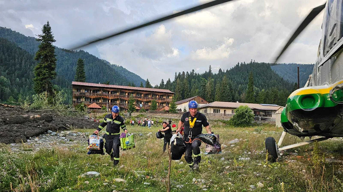 Оползень в Шови: погибли два человека, на данный момент неизвестно сколько человек пропали без вести