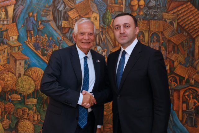 Гарибашвили принял Жозепа Борреля находящегося в Грузии, на официальном ужине