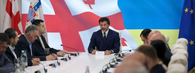 В отдельных районах Тбилиси будет ограничено движение крупногабаритных транспортных средств