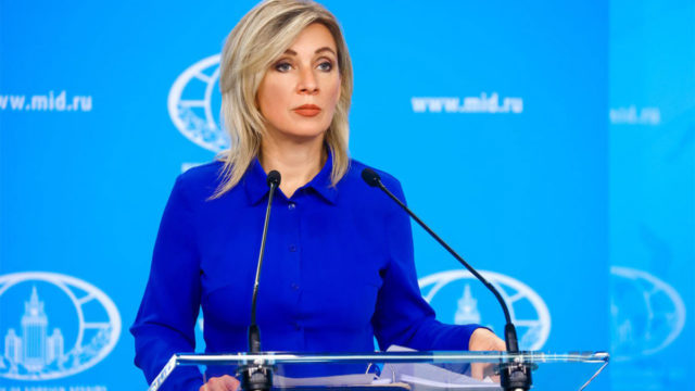 Мария Захарова предложила судить по статье о госизмене за получение «паспорта хорошего русского»