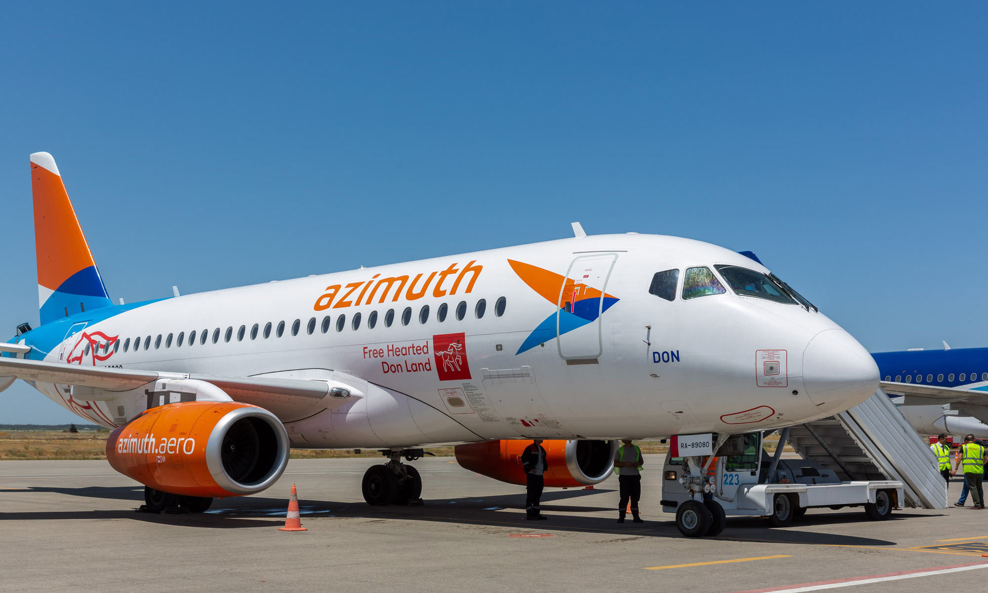 Авиакомпания Azimuth приступила к выполнению рейсов Москва-Батуми-Москва