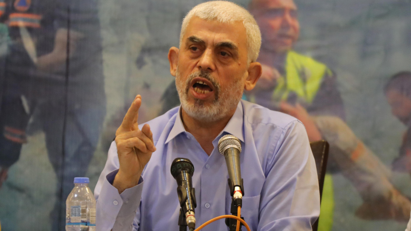 Лидер ХАМАС предложил обменять заложников в первом с начала войны заявлении