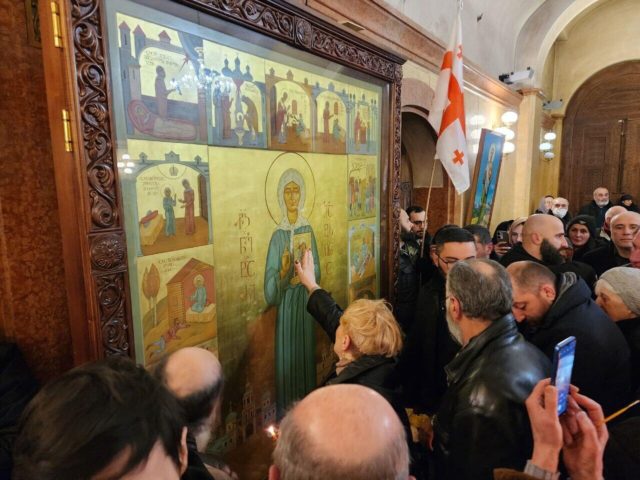 Тархан-Моурави: икону святой Матроны не уберут, фрагмент «перепишут»