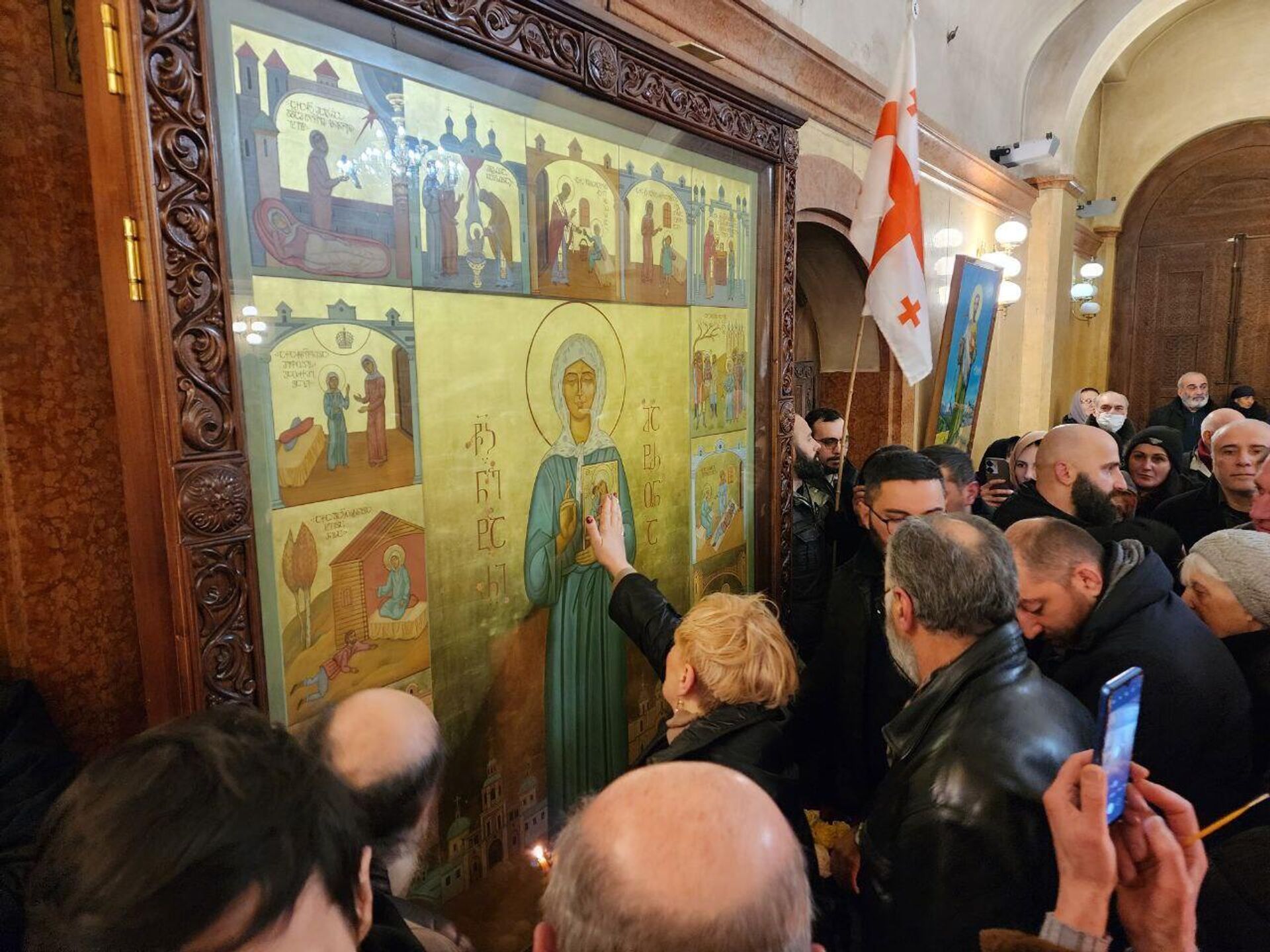 Тархан-Моурави: икону святой Матроны не уберут, фрагмент «перепишут»