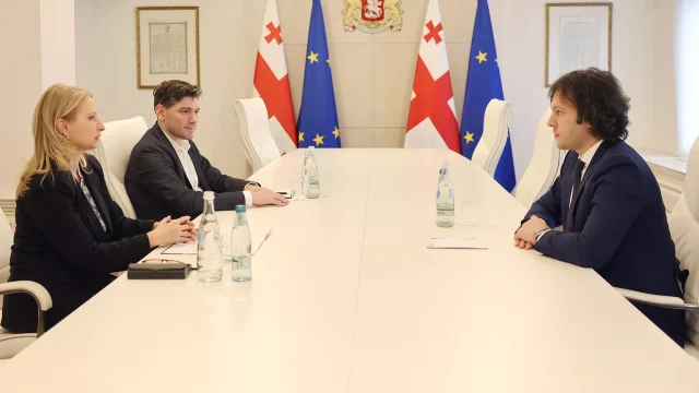 В Грузии пенсионерам снизят проценты по кредитам