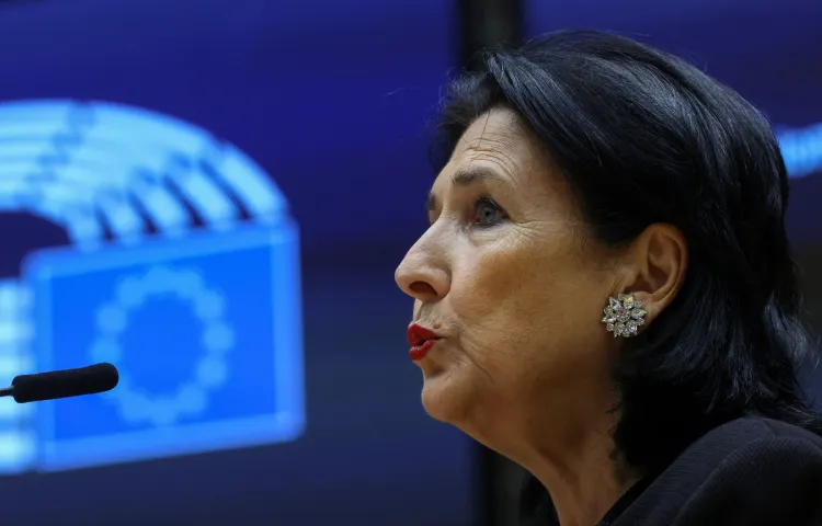 Президент Грузии наложит вето на внесенные в Избирательный кодекс поправки