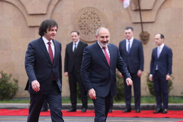 Ираклий Кобахидзе посетил с официальным визитом Армению