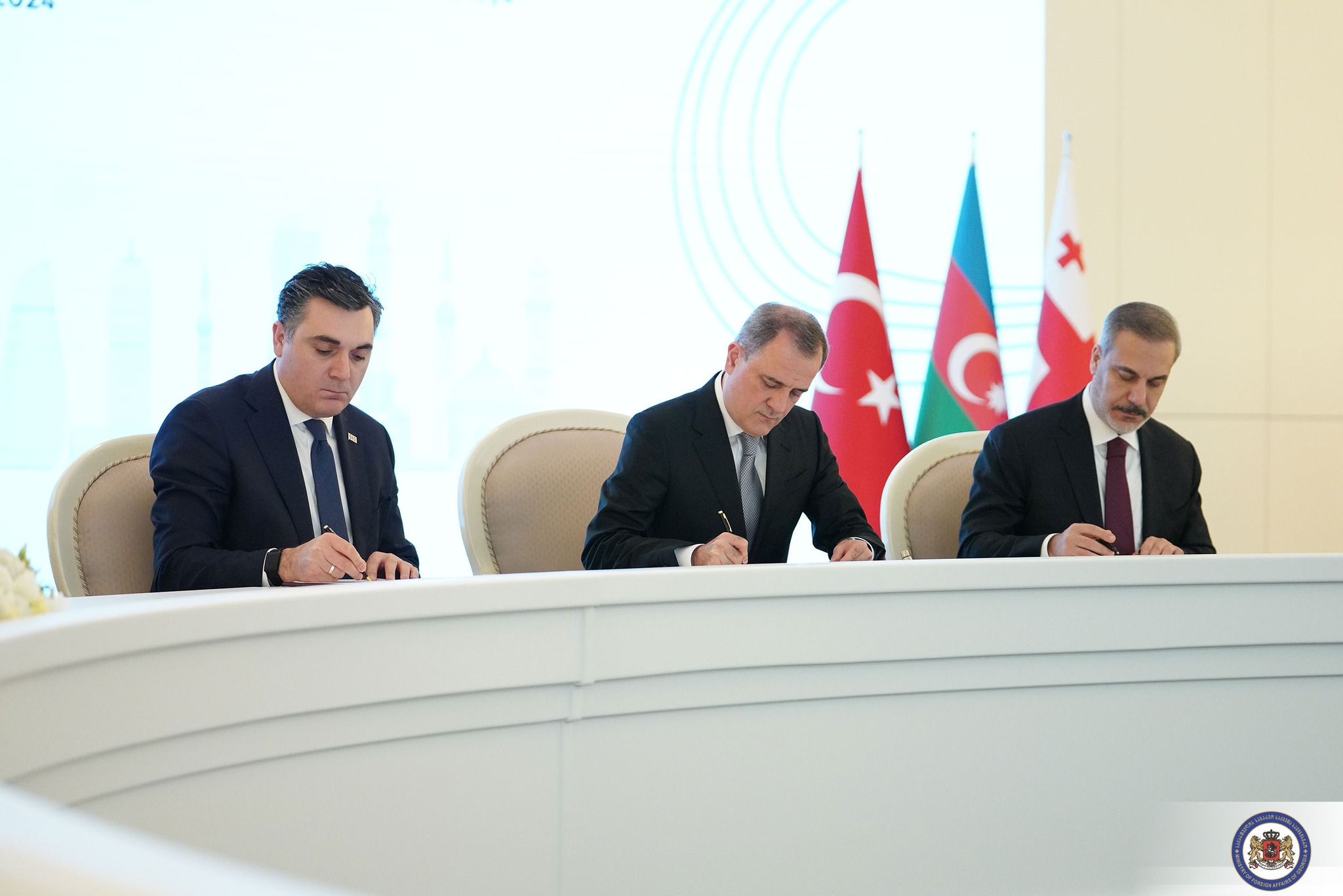 Илья Дарчиашвили принял участие в встрече глав МИД Азербайджана, Турции и Грузии