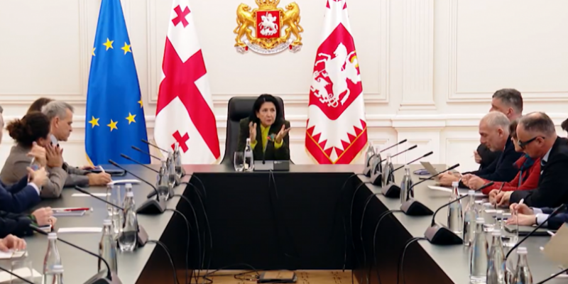 Зурабишвили встретилась с послами стран ЕС и США