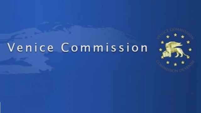 Венецианская комиссия призвала власти Грузии отменить поправки в Избирательный кодекс