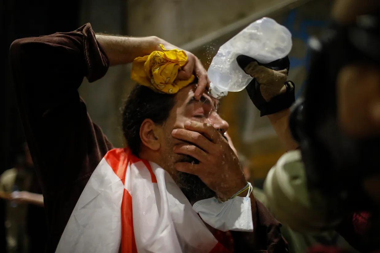 У парламента Грузии госпитализированы восемь демонстрантов