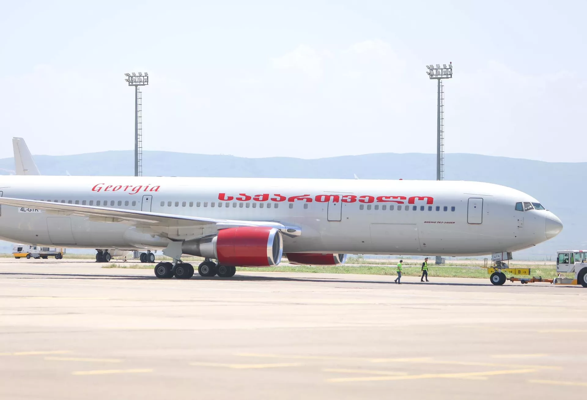 Georgian Airways приобрела Boeing 767-300, который может совершать 12-часовой полет без остановки
