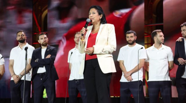 Президент наградила сборную Грузии по футболу орденами Чести