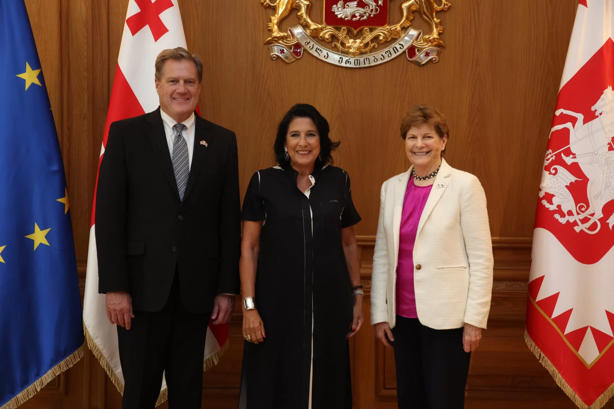 В Грузию с официальным визитом прибыли представители обеих палат Конгресса США