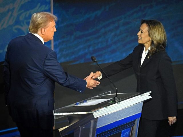 Прошли первые дебаты между Трампом и Харрис