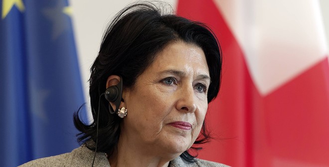 Зурабишвили решила назвать состав «технического правительства» после выборов