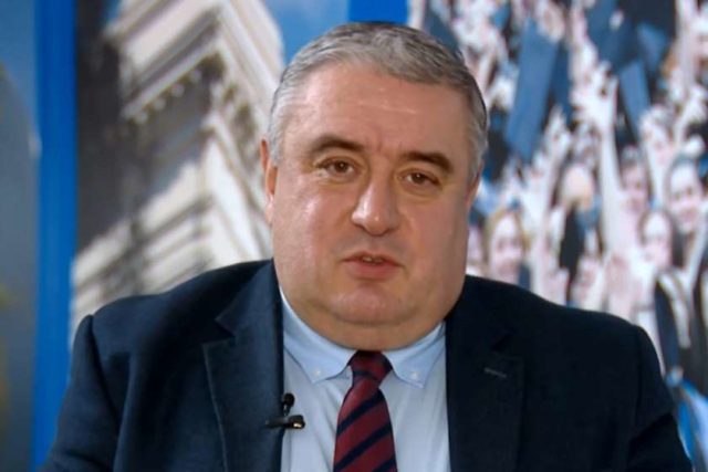 Студенты требует отставки ректора ТГУ Джабы Самушия