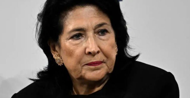 ЕС принимает новый механизм либерализации визового режима