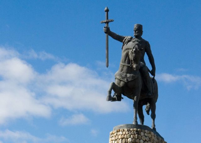 Торжественное открытие памятника Ираклию II запланировано на сентябрь 2025 года