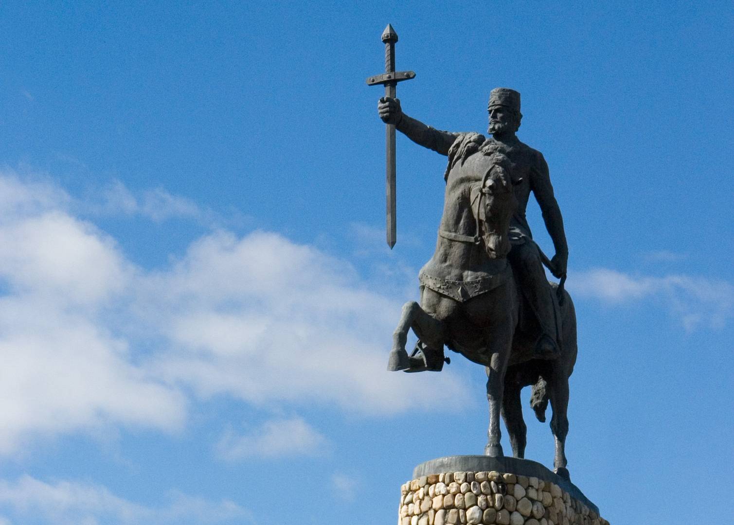 Торжественное открытие памятника Ираклию II запланировано на сентябрь 2025 года