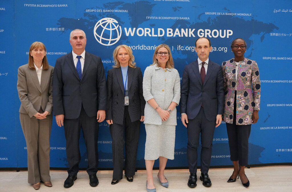 В США мы получили обещание долгосрочного сотрудничества от Всемирного банка - Давиташвили